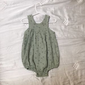 Rylee + Cru Gauze Romper size 18 - 24 months